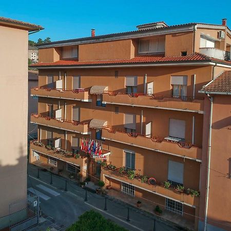 Hotel Due Torri Porto Azzurro Eksteriør bilde