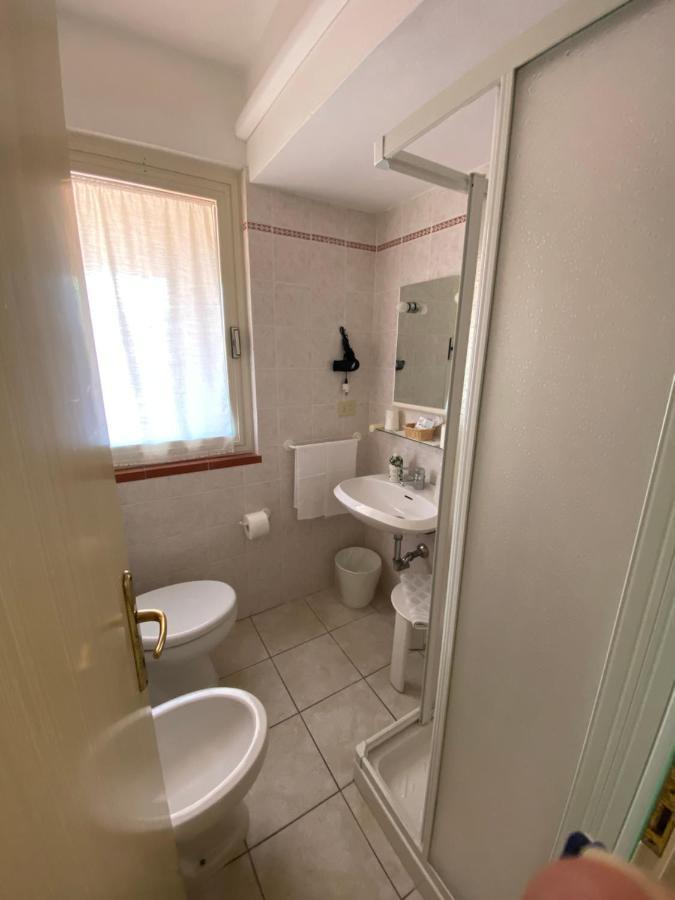 Hotel Due Torri Porto Azzurro Eksteriør bilde